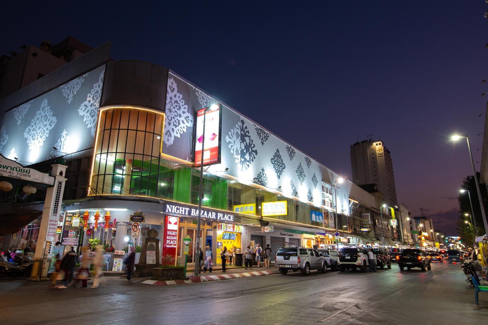 Night Bazaar Place Chiang Mai Dış mekan fotoğraf